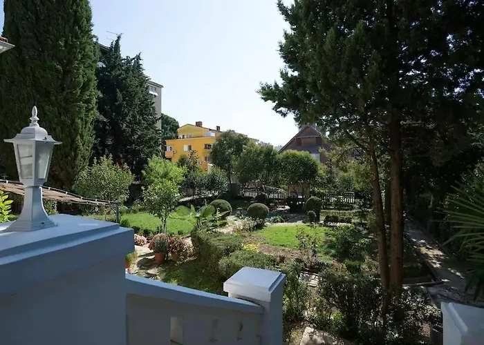 Apartman With A Parking Space - 14565 Pula